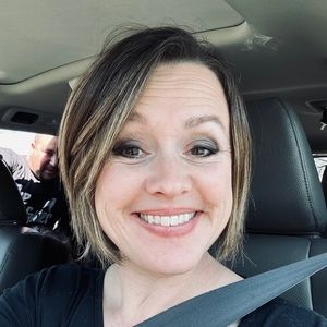 Meet your Posher, Pamela